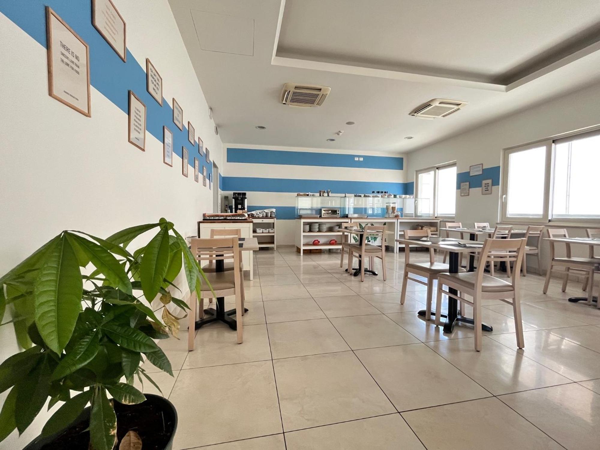 Hotel Berenice Rimini Exterior photo